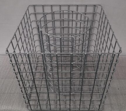 Blumensäule Höhe 42 cm Grundfläche 42 x 42 cm MW 5 x 5 cm, feuerverzinkt innen rund, einzeln