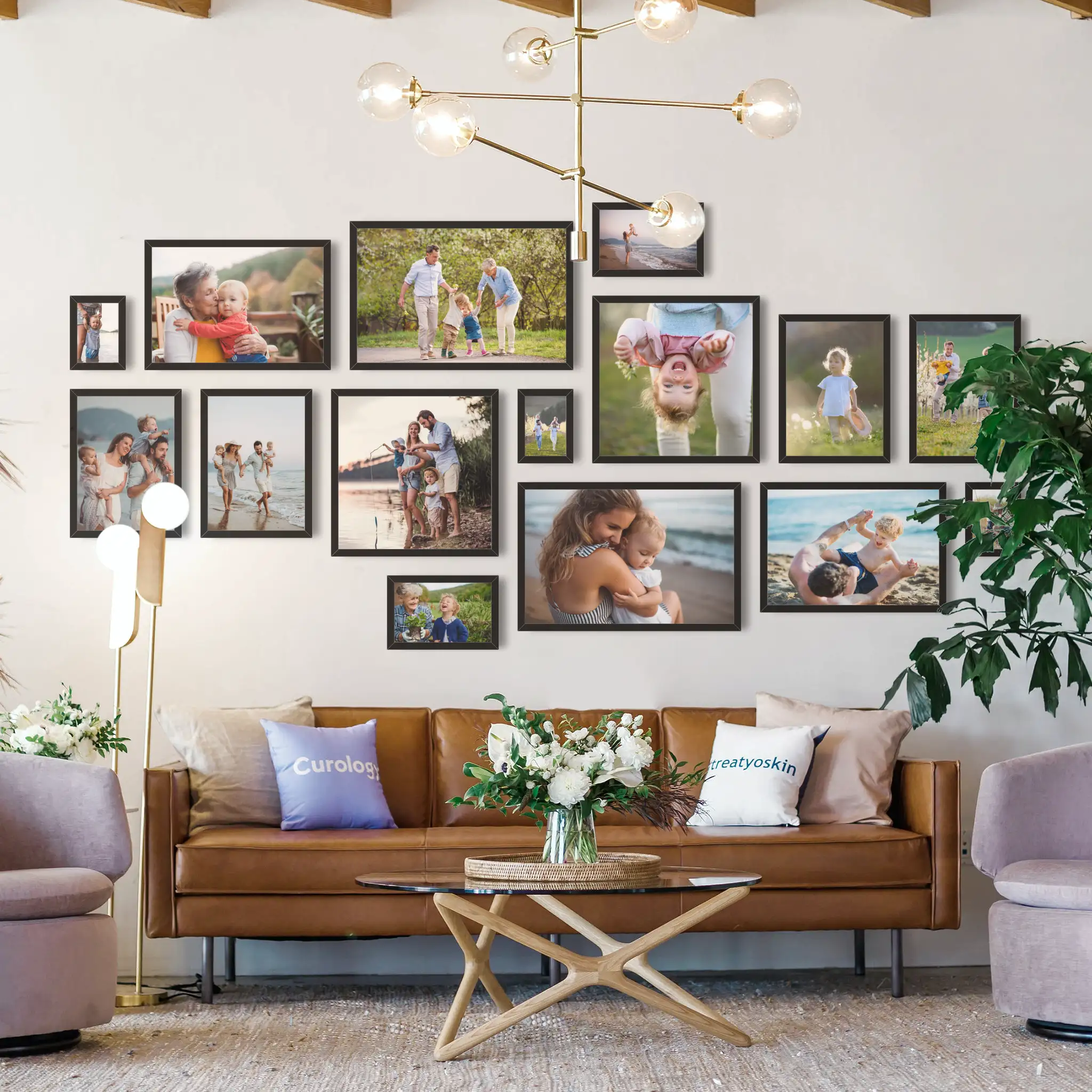 Fotowand Personalisierte - 15 Gedruckte & Gerahmte Fotos - 255x120 cm