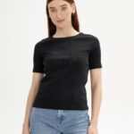 Geripptes T-Shirt Modell: Jasleen GOTS