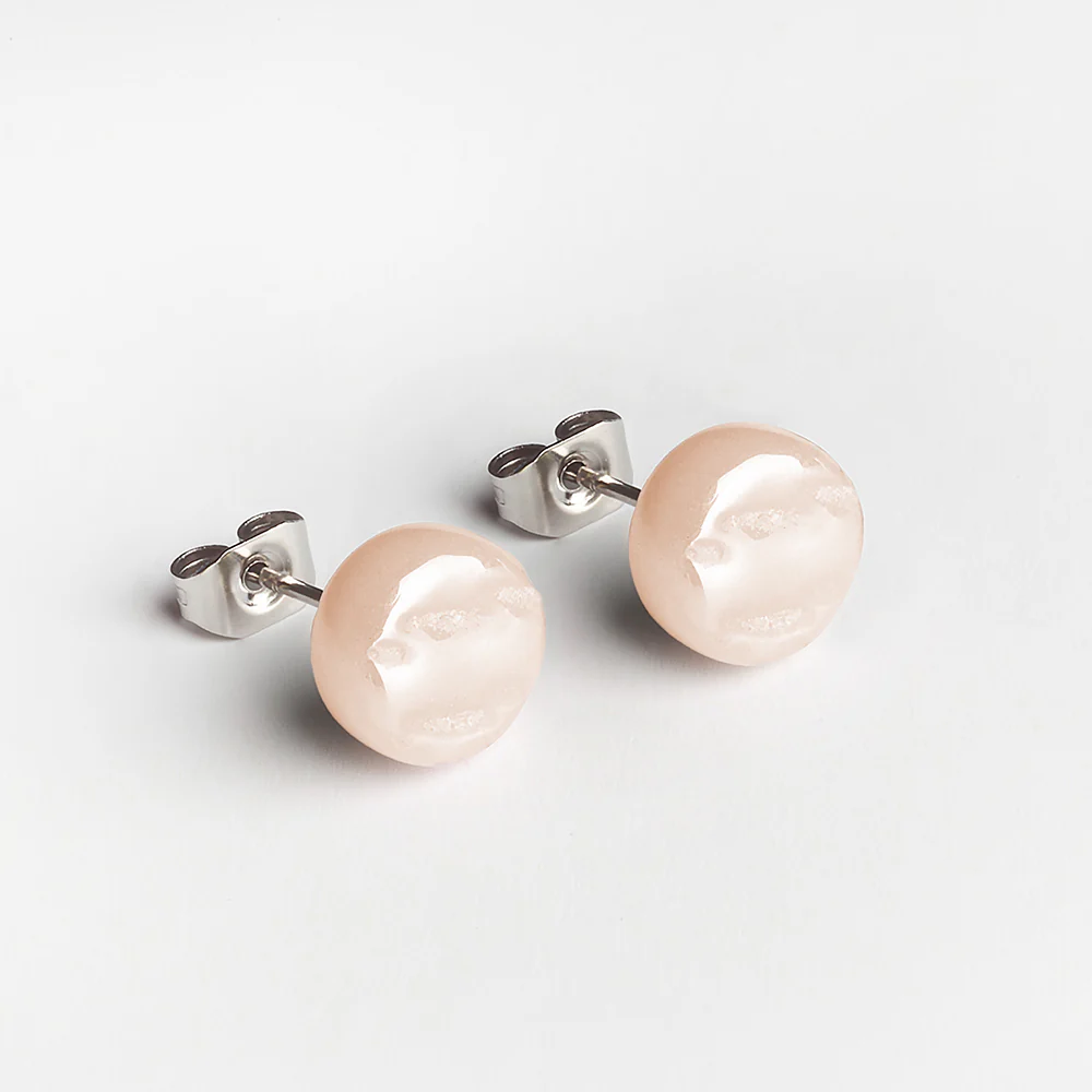 Glasohrstecker in Perlmuttoptik