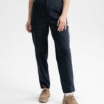 Hose Relaxed Fit  Modell: Janaki GOTS